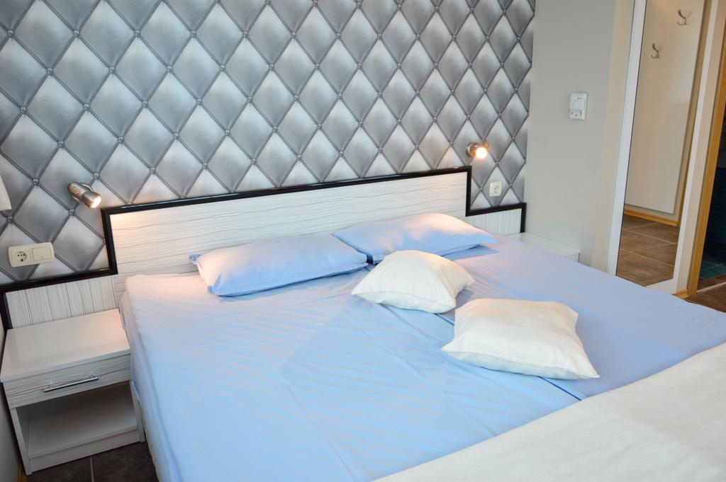 Aphrodite Hotel (Adults Only) Golden Sands Exterior photo